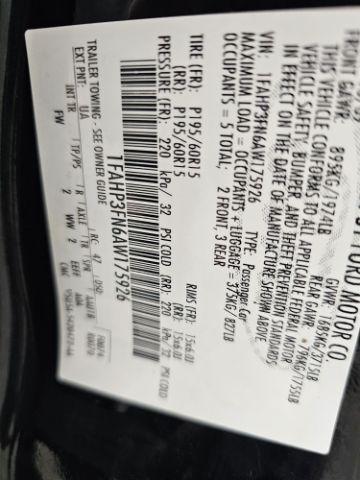 Ford Focus 4dr Sdn SE 2010