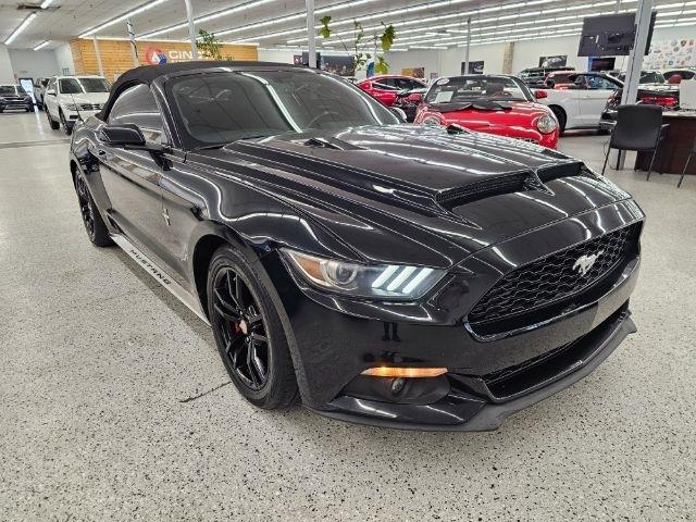 Ford Mustang 2dr Conv EcoBoost Premium 2016