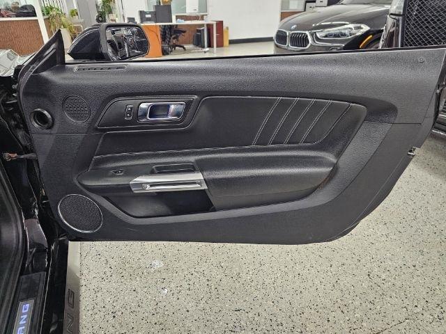 Ford Mustang 2dr Conv EcoBoost Premium 2016