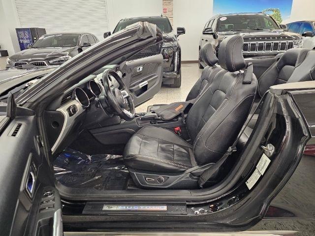 Ford Mustang 2dr Conv EcoBoost Premium 2016