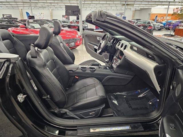 Ford Mustang 2dr Conv EcoBoost Premium 2016