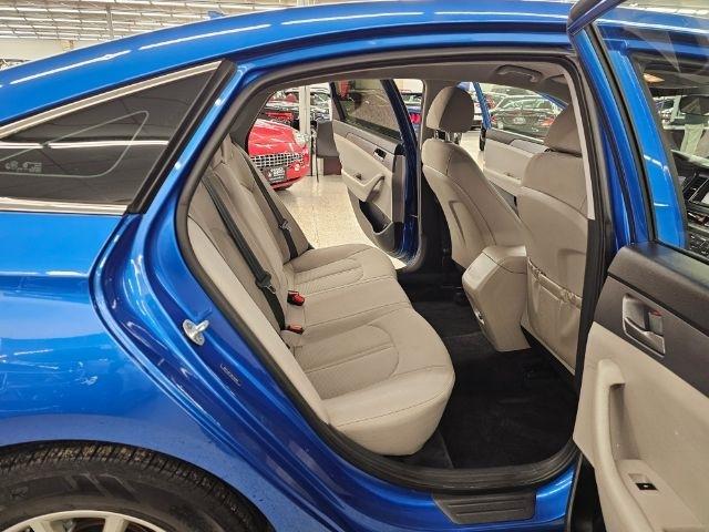 Hyundai Sonata SE 2.4L 2019