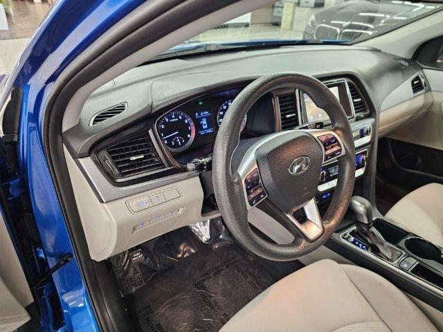 Hyundai Sonata SE 2.4L 2019