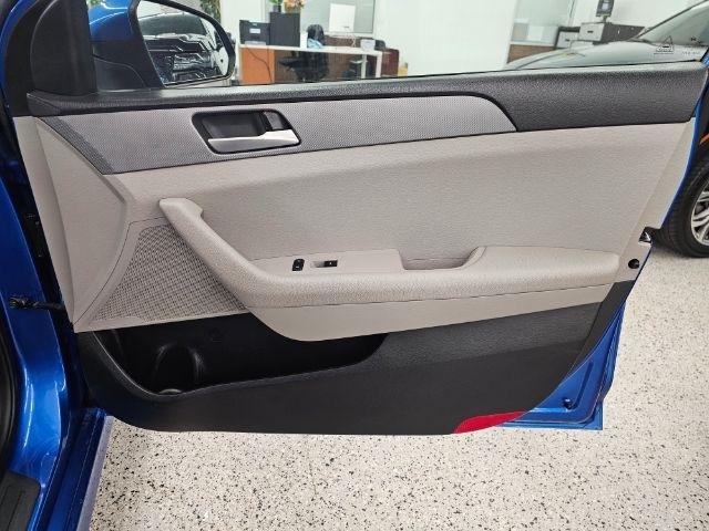 Hyundai Sonata SE 2.4L 2019