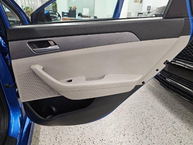 Hyundai Sonata SE 2.4L 2019