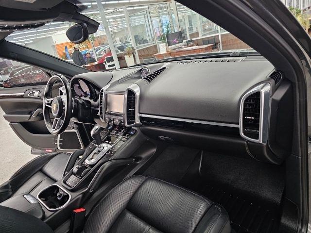 Porsche Cayenne AWD 4dr 2016