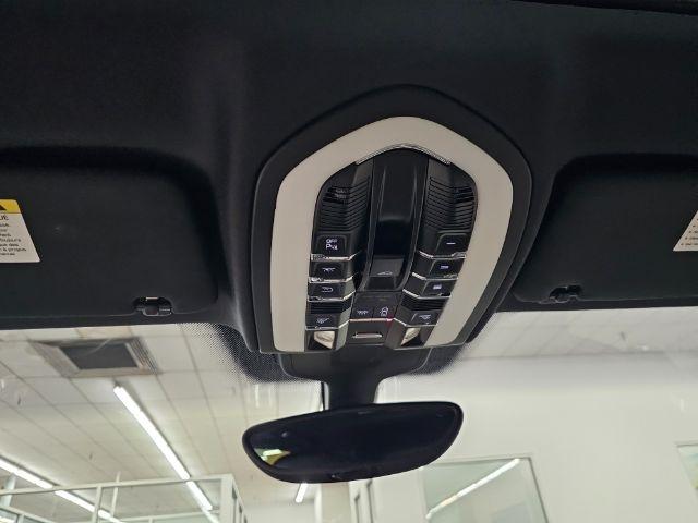 Porsche Cayenne AWD 4dr 2016