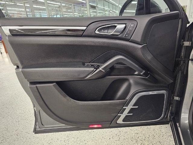 Porsche Cayenne AWD 4dr 2016