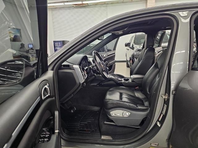 Porsche Cayenne AWD 4dr 2016