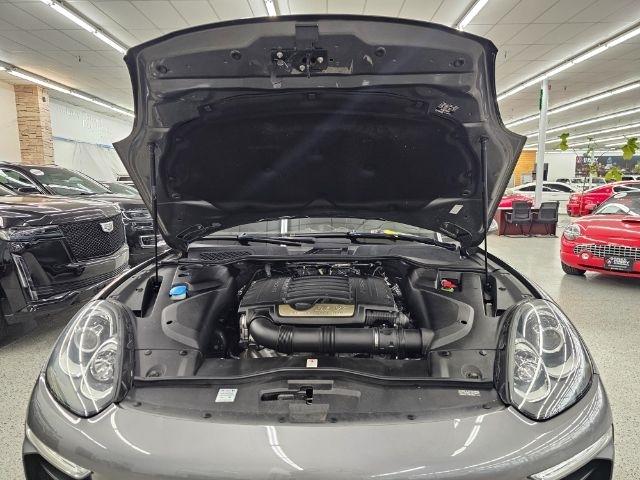 Porsche Cayenne AWD 4dr 2016