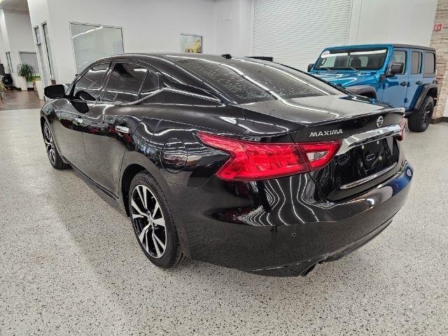 Nissan Maxima SV 3.5L 2017