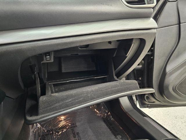 Nissan Maxima SV 3.5L 2017