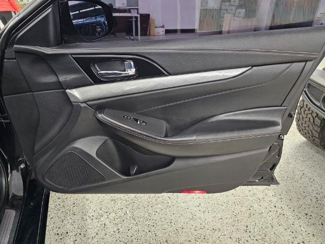 Nissan Maxima SV 3.5L 2017