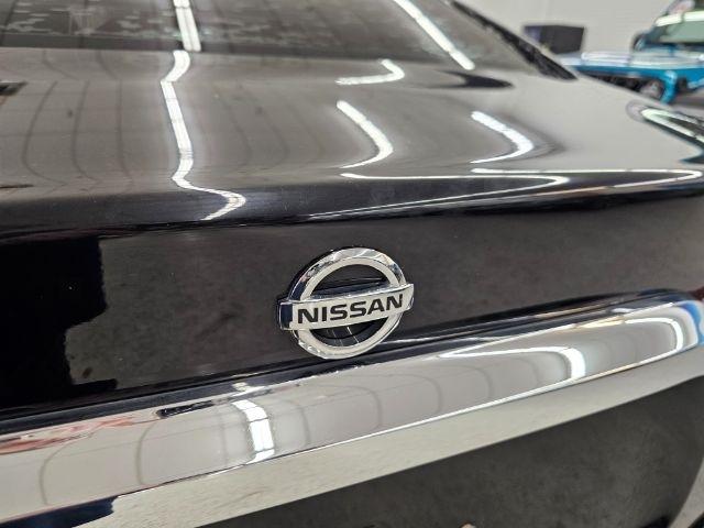 Nissan Maxima SV 3.5L 2017