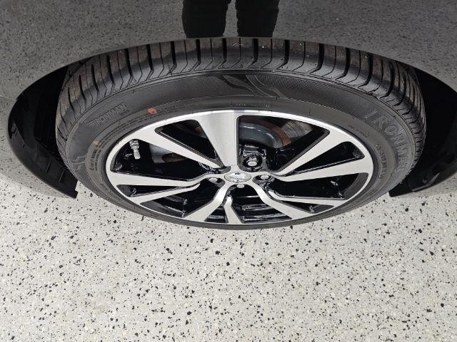 Nissan Maxima SV 3.5L 2017