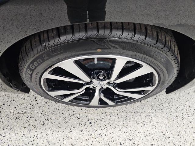 Nissan Maxima SV 3.5L 2017