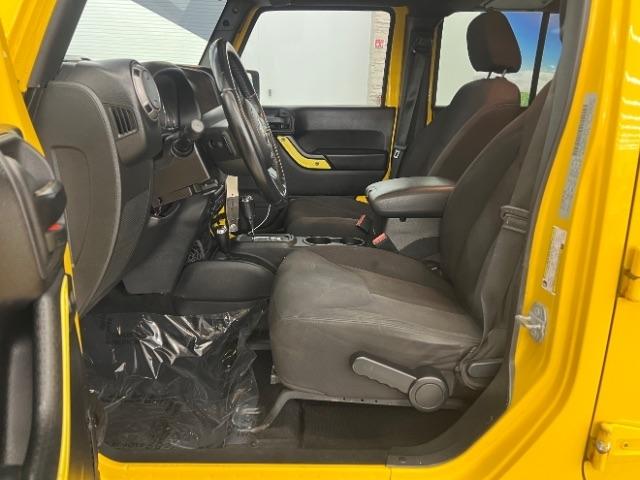 Jeep Wrangler Unlimited 4WD 4dr Sport 2015