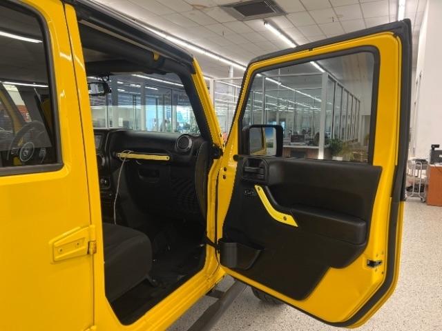 Jeep Wrangler Unlimited 4WD 4dr Sport 2015