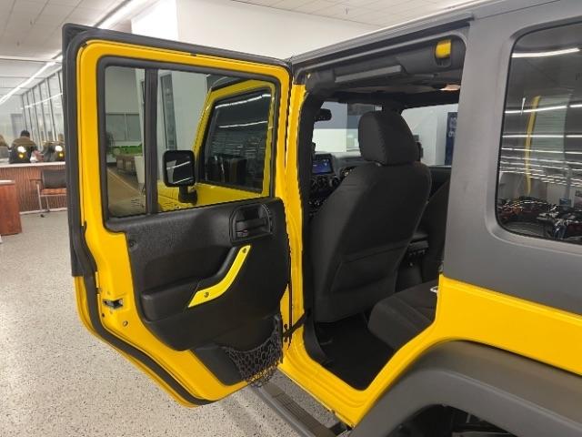 Jeep Wrangler Unlimited 4WD 4dr Sport 2015