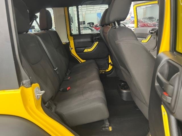 Jeep Wrangler Unlimited 4WD 4dr Sport 2015