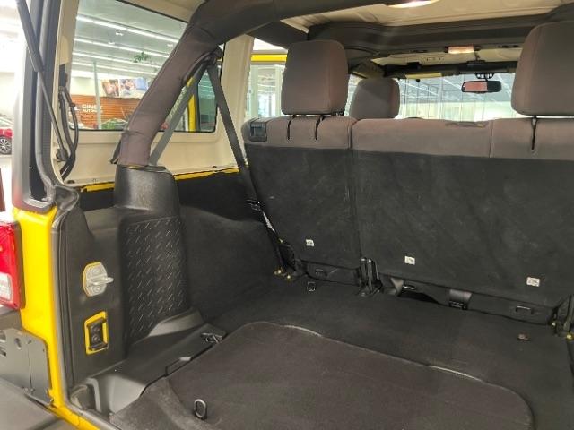 Jeep Wrangler Unlimited 4WD 4dr Sport 2015