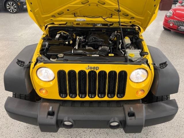 Jeep Wrangler Unlimited 4WD 4dr Sport 2015
