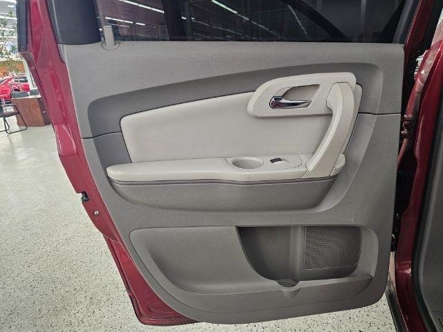 Chevrolet Traverse FWD 4dr LT w/1LT 2010