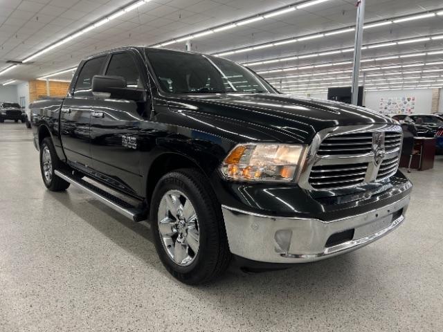 RAM 1500 4WD Crew Cab 140.5" Big Horn 2016