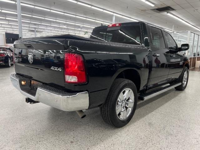 RAM 1500 4WD Crew Cab 140.5" Big Horn 2016