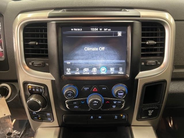 RAM 1500 4WD Crew Cab 140.5" Big Horn 2016