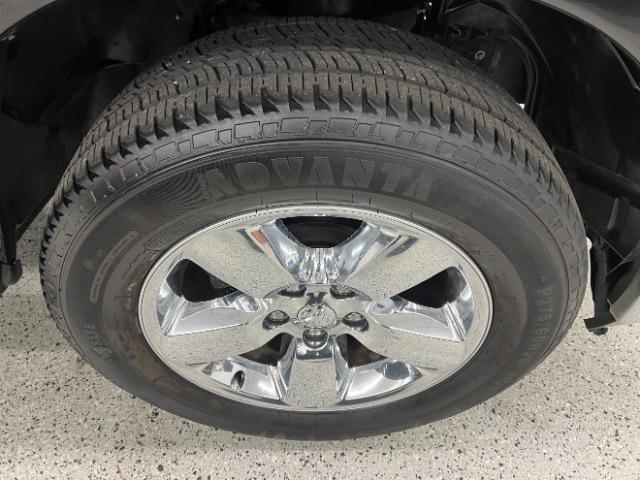 RAM 1500 4WD Crew Cab 140.5" Big Horn 2016