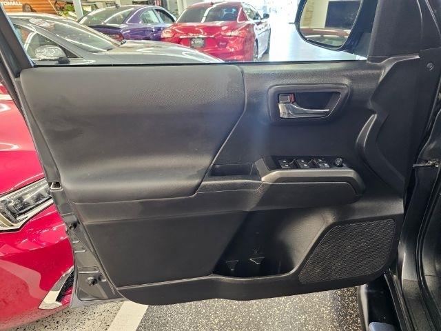 Toyota Tacoma 4WD TRD Off Road Double Cab 5' Bed V6 MT (Natl) 2023