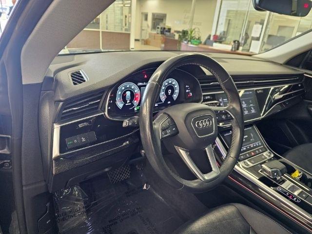 Audi Q8 Premium Plus 55 TFSI quattro 2021