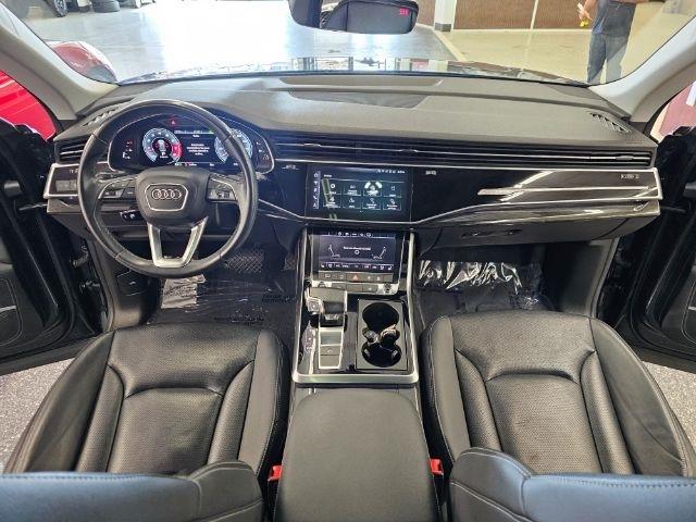 Audi Q8 Premium Plus 55 TFSI quattro 2021