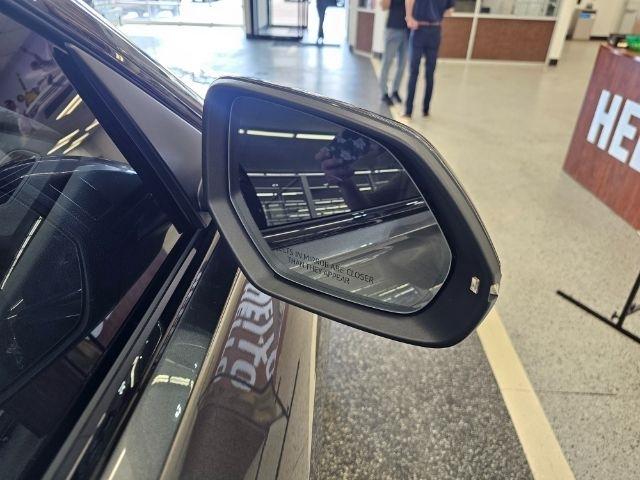 Audi Q8 Premium Plus 55 TFSI quattro 2021