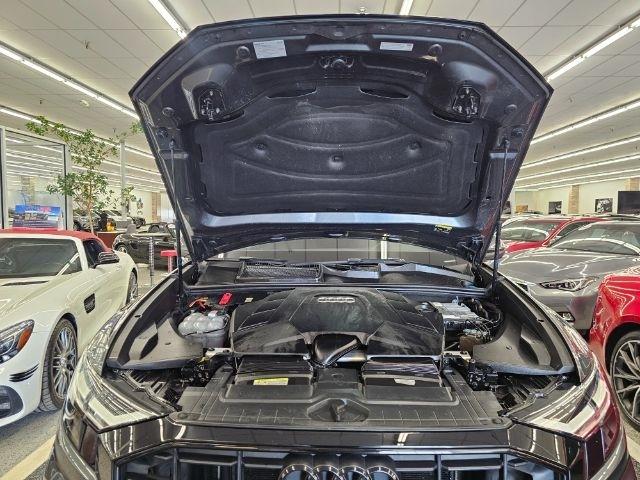 Audi Q8 Premium Plus 55 TFSI quattro 2021