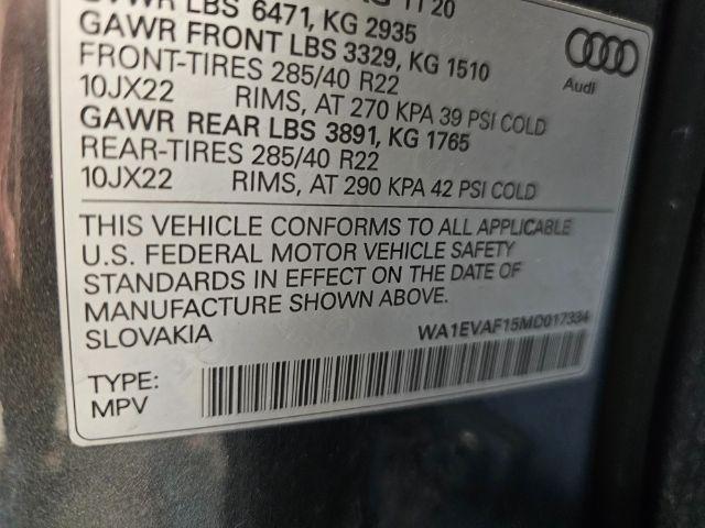 Audi Q8 Premium Plus 55 TFSI quattro 2021