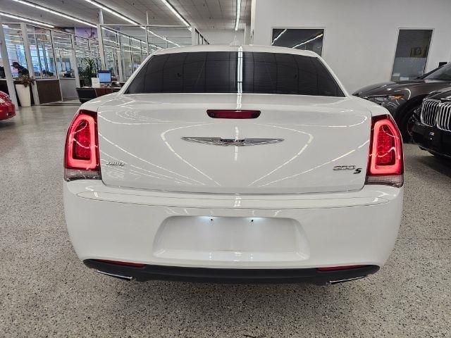 Chrysler 300 4dr Sdn 300S AWD 2015