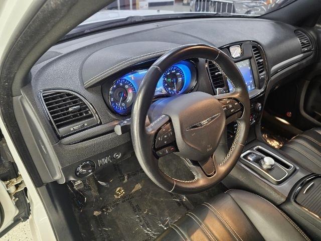 Chrysler 300 4dr Sdn 300S AWD 2015