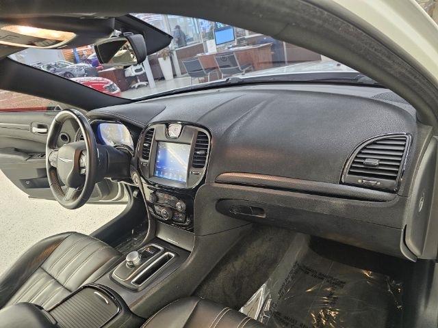 Chrysler 300 4dr Sdn 300S AWD 2015