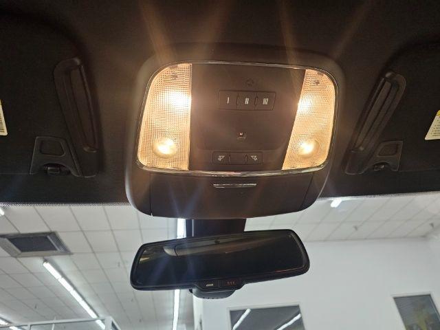 Chrysler 300 4dr Sdn 300S AWD 2015