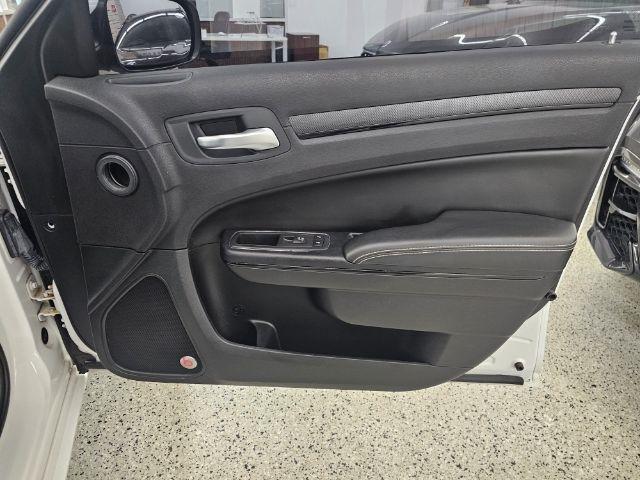 Chrysler 300 4dr Sdn 300S AWD 2015