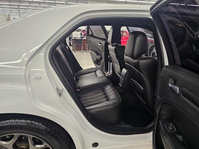 Chrysler 300 4dr Sdn 300S AWD 2015