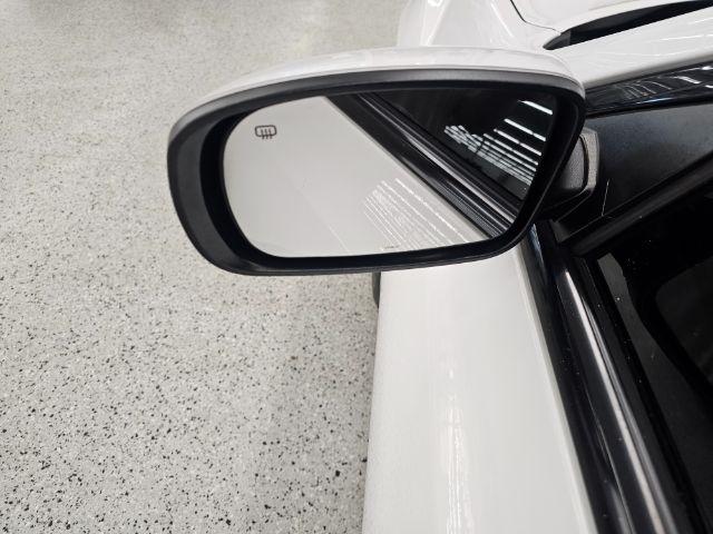 Chrysler 300 4dr Sdn 300S AWD 2015