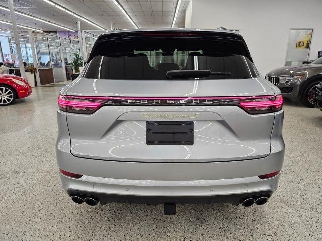 Porsche Cayenne Turbo S E-Hybrid AWD 2022