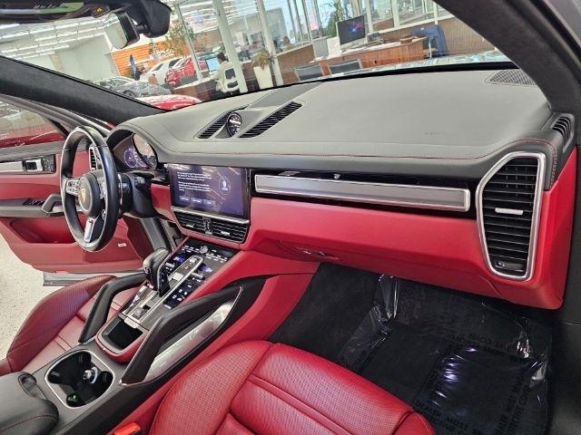 Porsche Cayenne Turbo S E-Hybrid AWD 2022