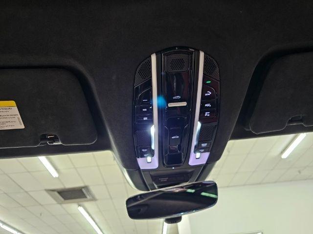 Porsche Cayenne Turbo S E-Hybrid AWD 2022