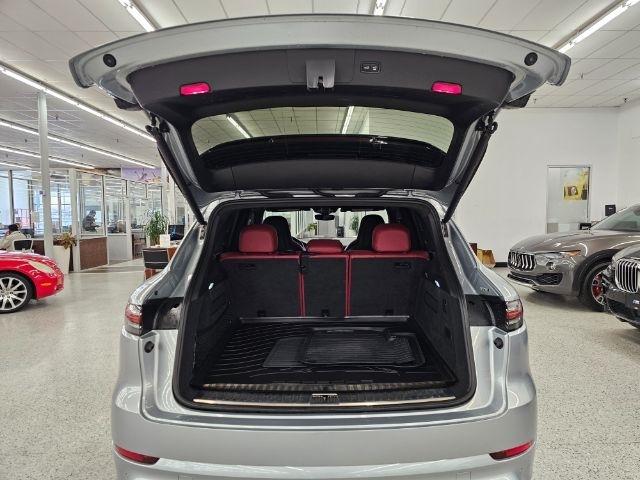 Porsche Cayenne Turbo S E-Hybrid AWD 2022