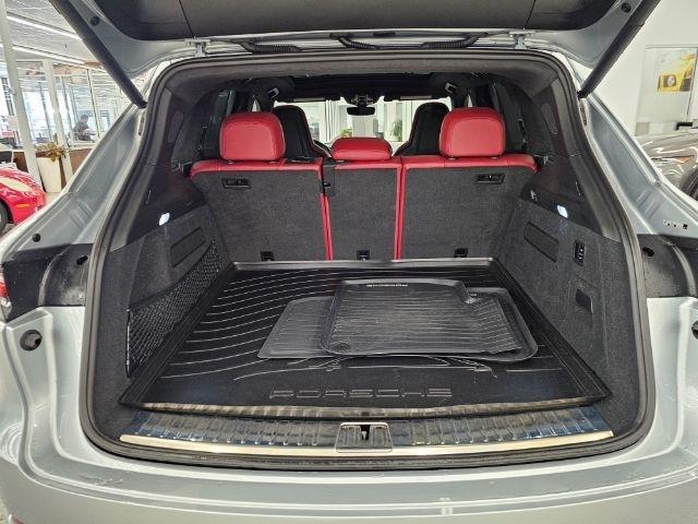 Porsche Cayenne Turbo S E-Hybrid AWD 2022