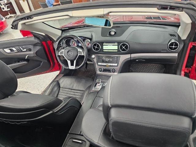 Mercedes-Benz SL-Class 2dr Roadster SL 550 2013